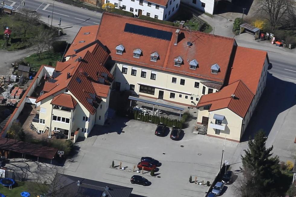 Hotel Koeniger Pliening Экстерьер фото