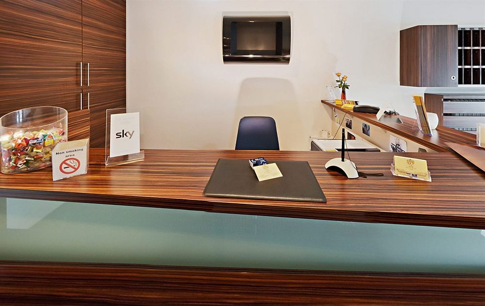 Hotel Koeniger Pliening Экстерьер фото