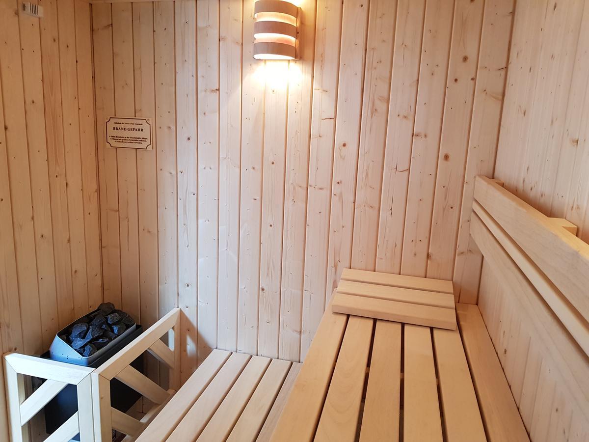 Hotel Koeniger Pliening Экстерьер фото